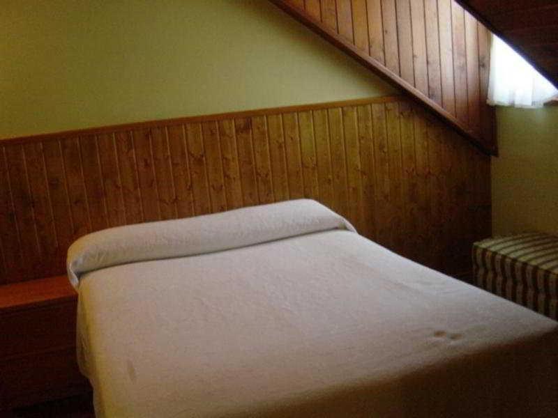 Hotel Hipic Вьелья Экстерьер фото